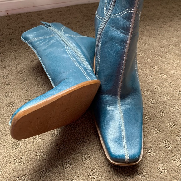 Beautiful blue leather ankle booties - Picture 8 of 11